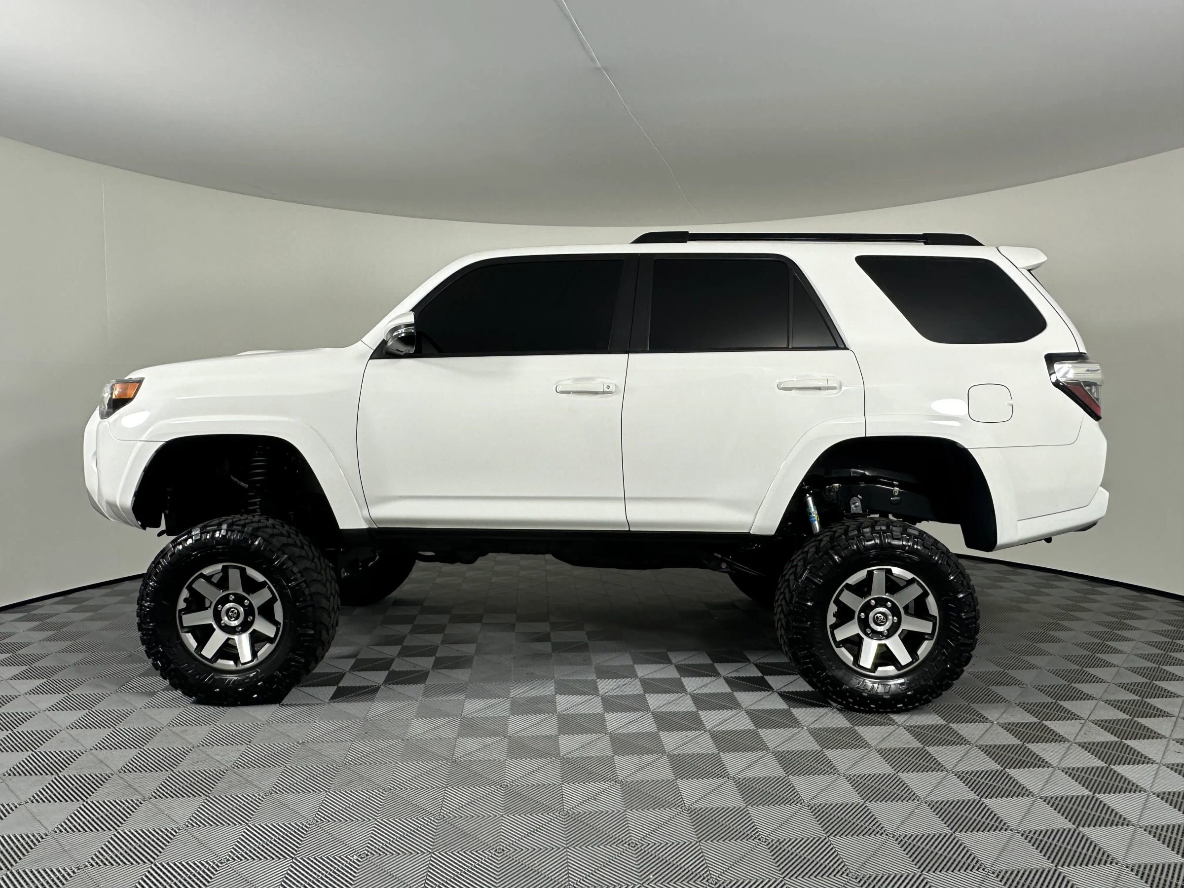 Used 2019 Toyota 4Runner TRD Off-Road Premium image 14