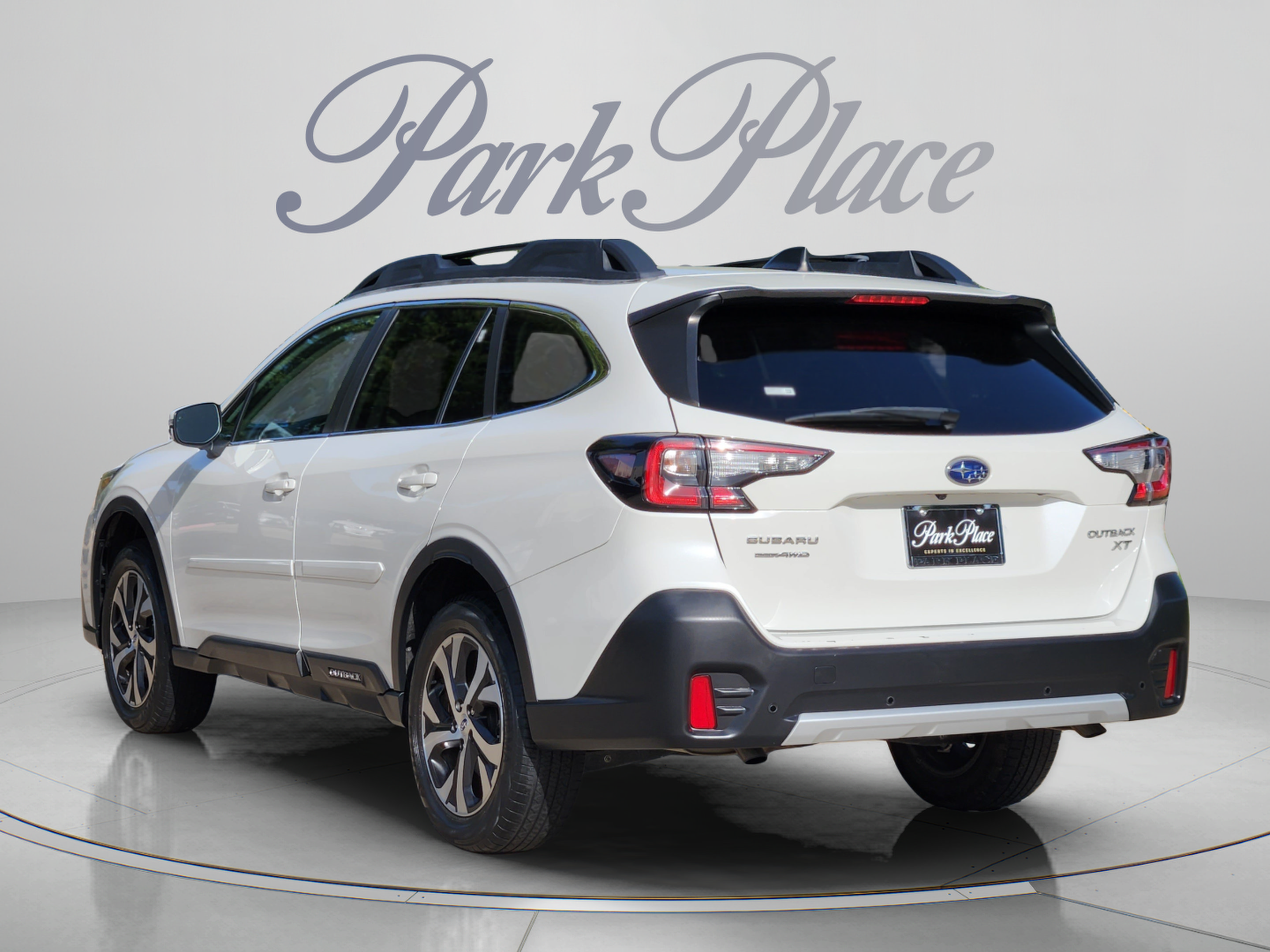 Used 2021 Subaru Outback Limited XT w/ Tech Package 3 AWD/4WD image 3