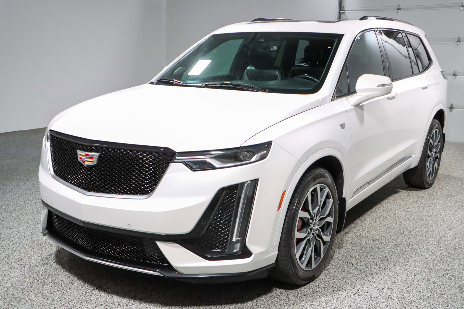 Used 2023 Cadillac XT6 Sport AWD/4WD image 35