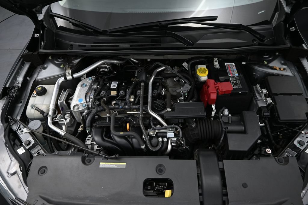 Used 2023 Nissan Sentra SR w/ Midnight Edition Package FWD image 27