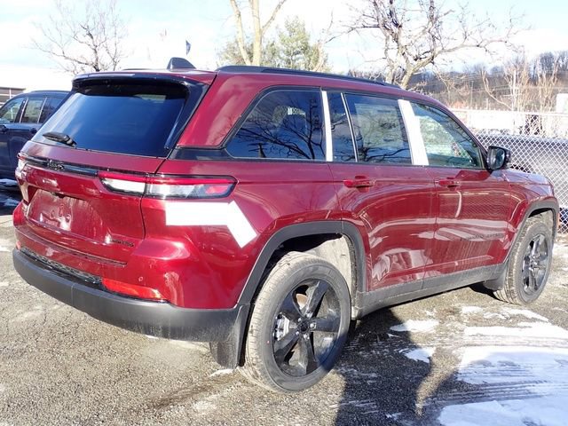 New 2025 Jeep Grand Cherokee Limited w/ Black Appearance Package image 7