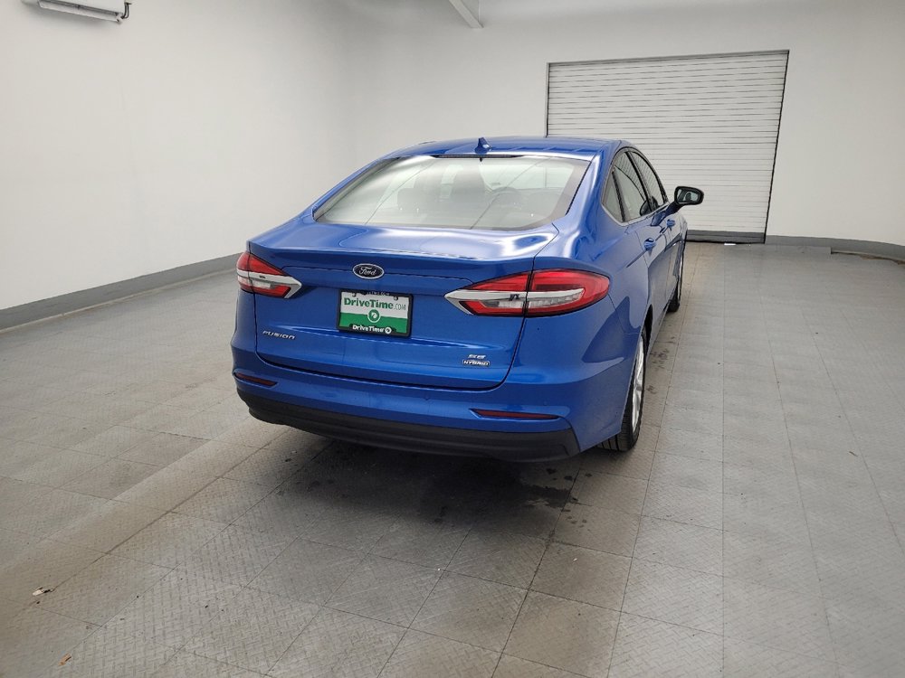 Used 2020 Ford Fusion SE image 7