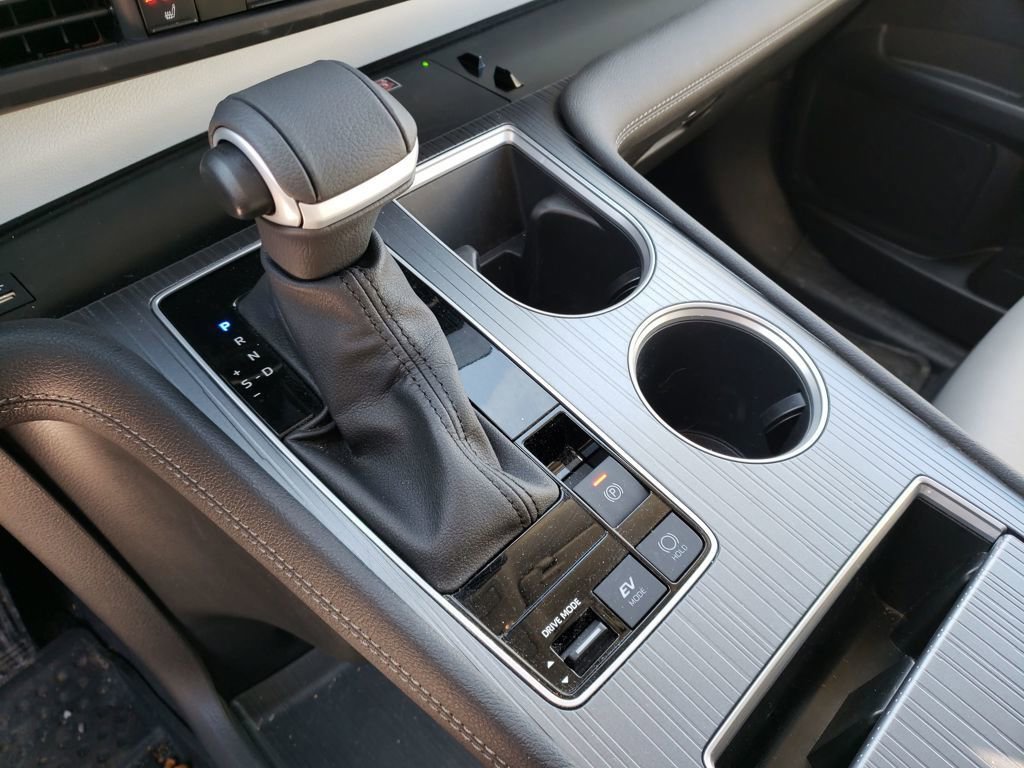 Used 2025 Toyota Sienna XLE image 20