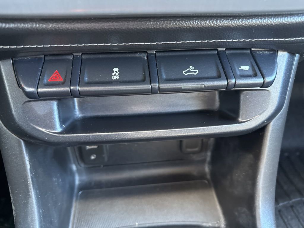 Certified 2017 GMC Canyon SLE w/ SLE Convenience Package image 34