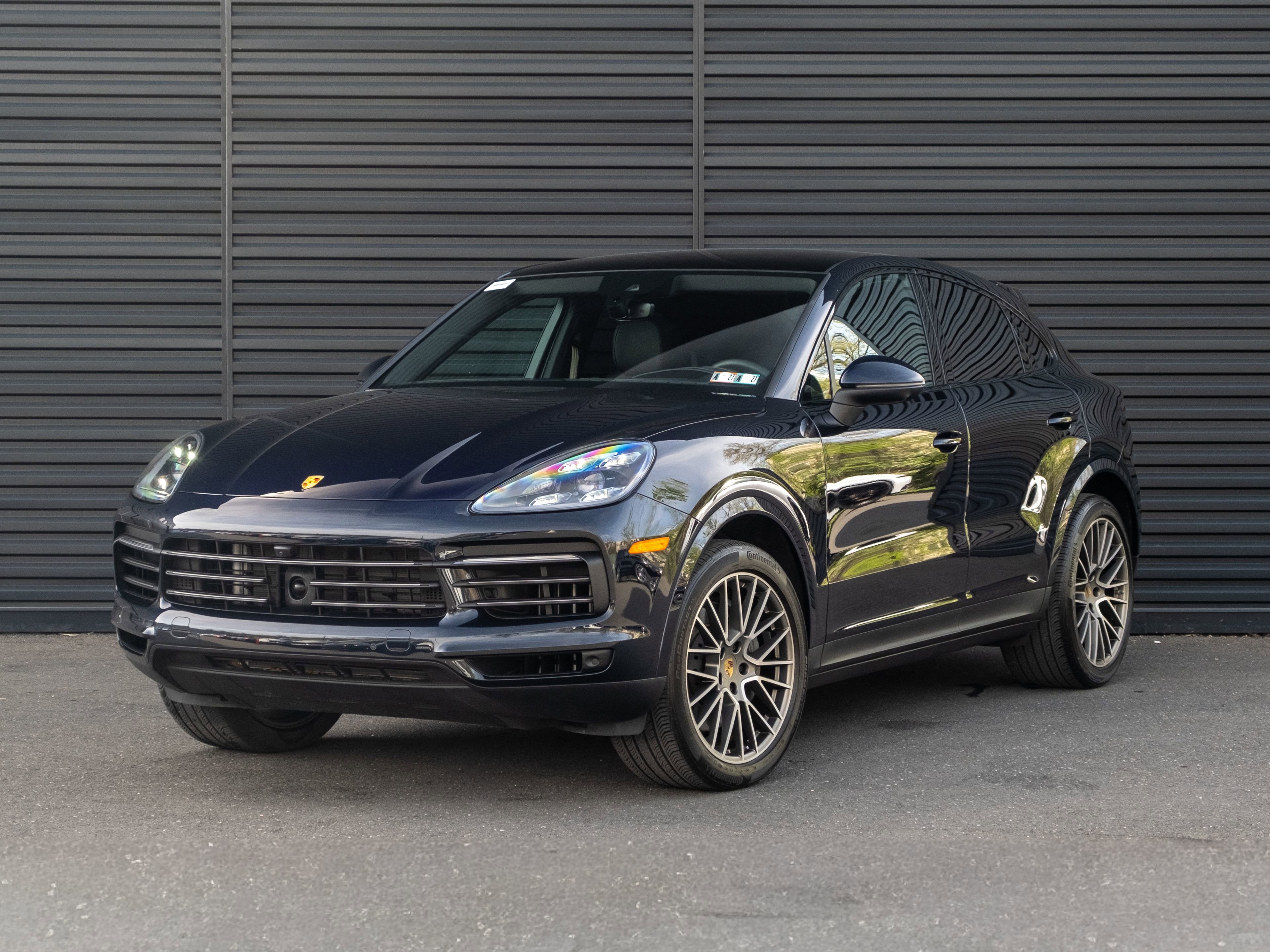 Certified 2023 Porsche Cayenne S AWD/4WD image 1