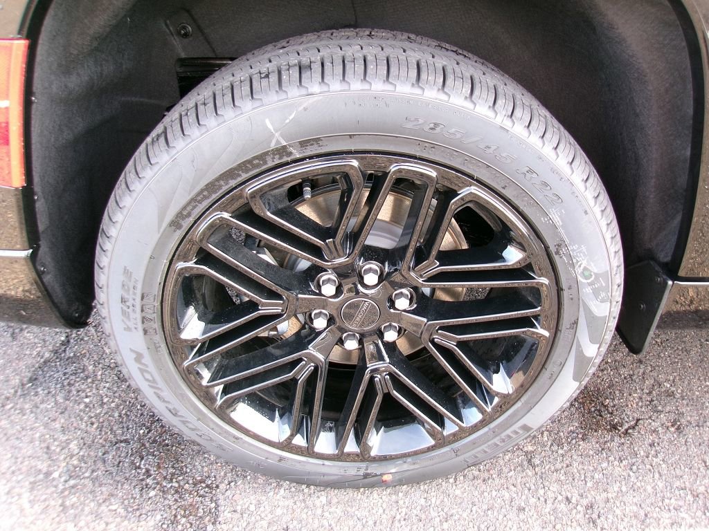 New 2025 Jeep Wagoneer L Series II w/ Premium Group I image 19