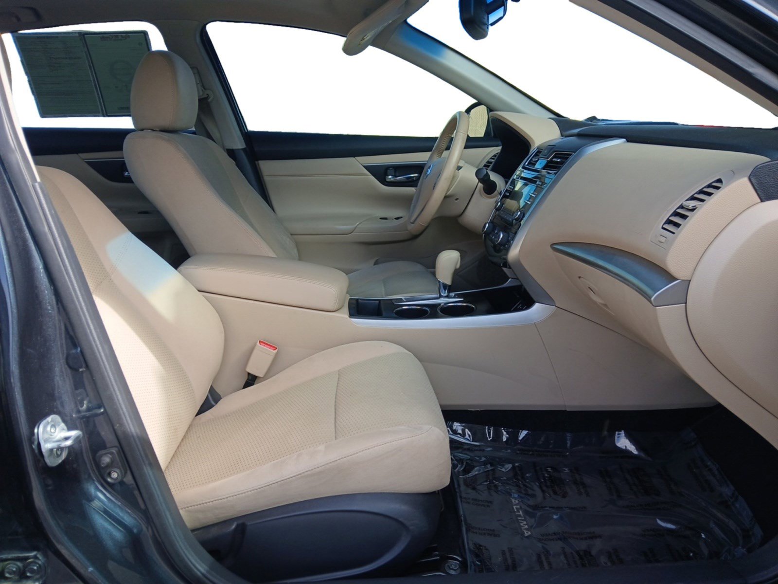 Used 2015 Nissan Altima 2.5 SV w/ Convenience Package image 15