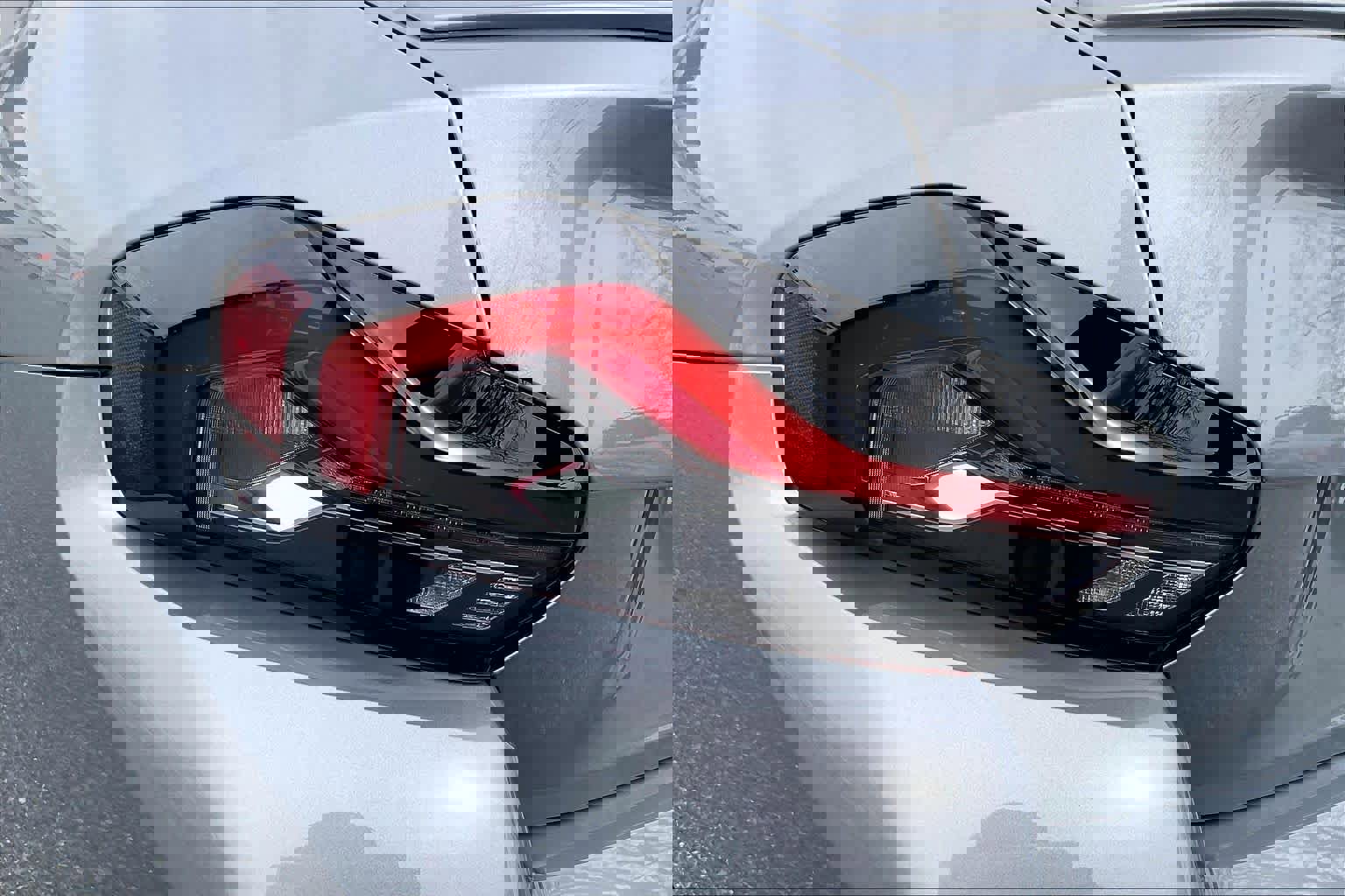 Used 2025 BMW M2 w/ Lighting Package image 28