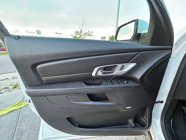 Used 2017 GMC Terrain SLE w/ Driver Alert Package I FWD image 25
