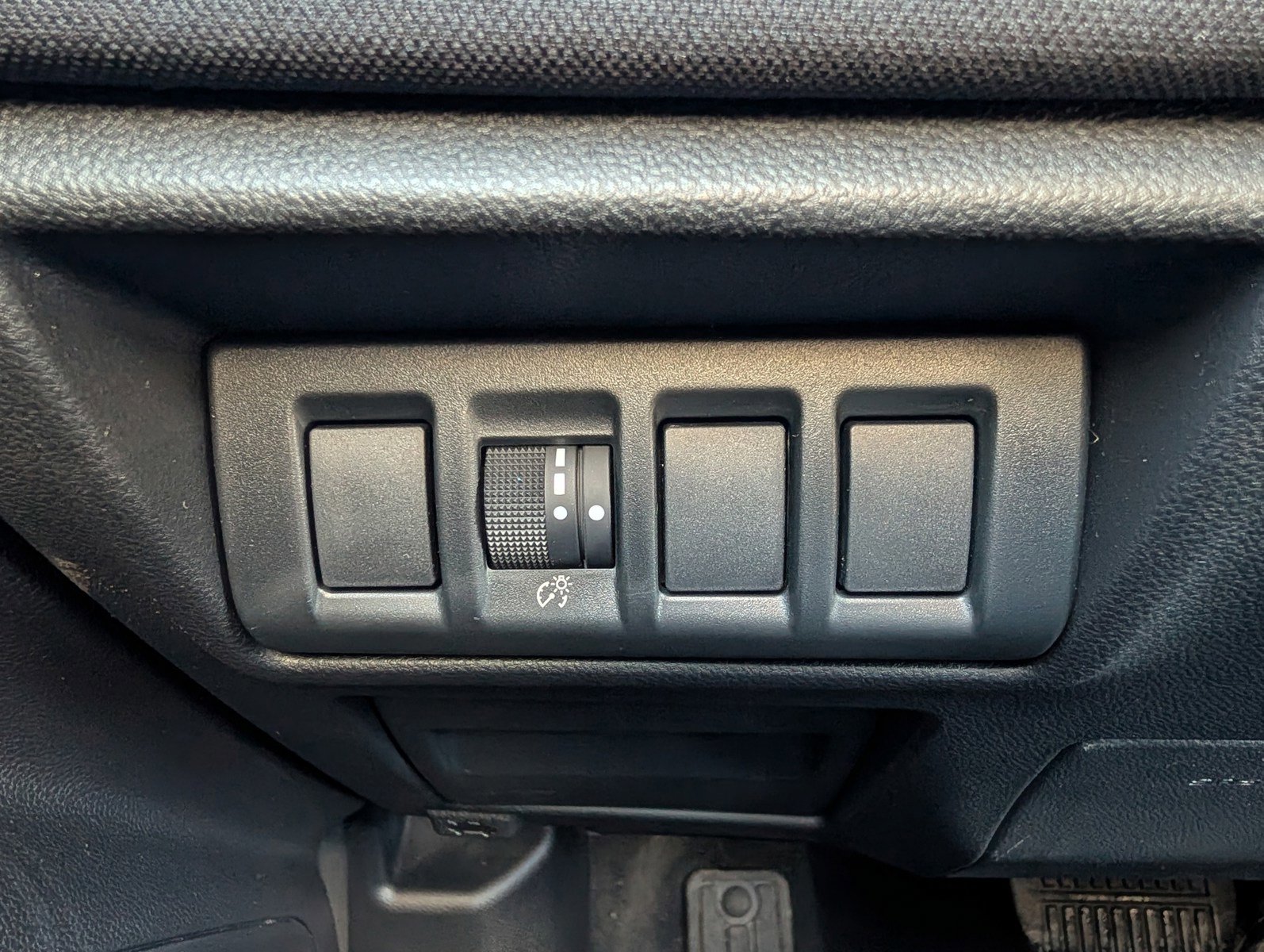 Certified 2025 Subaru Outback 4DR AWD image 30