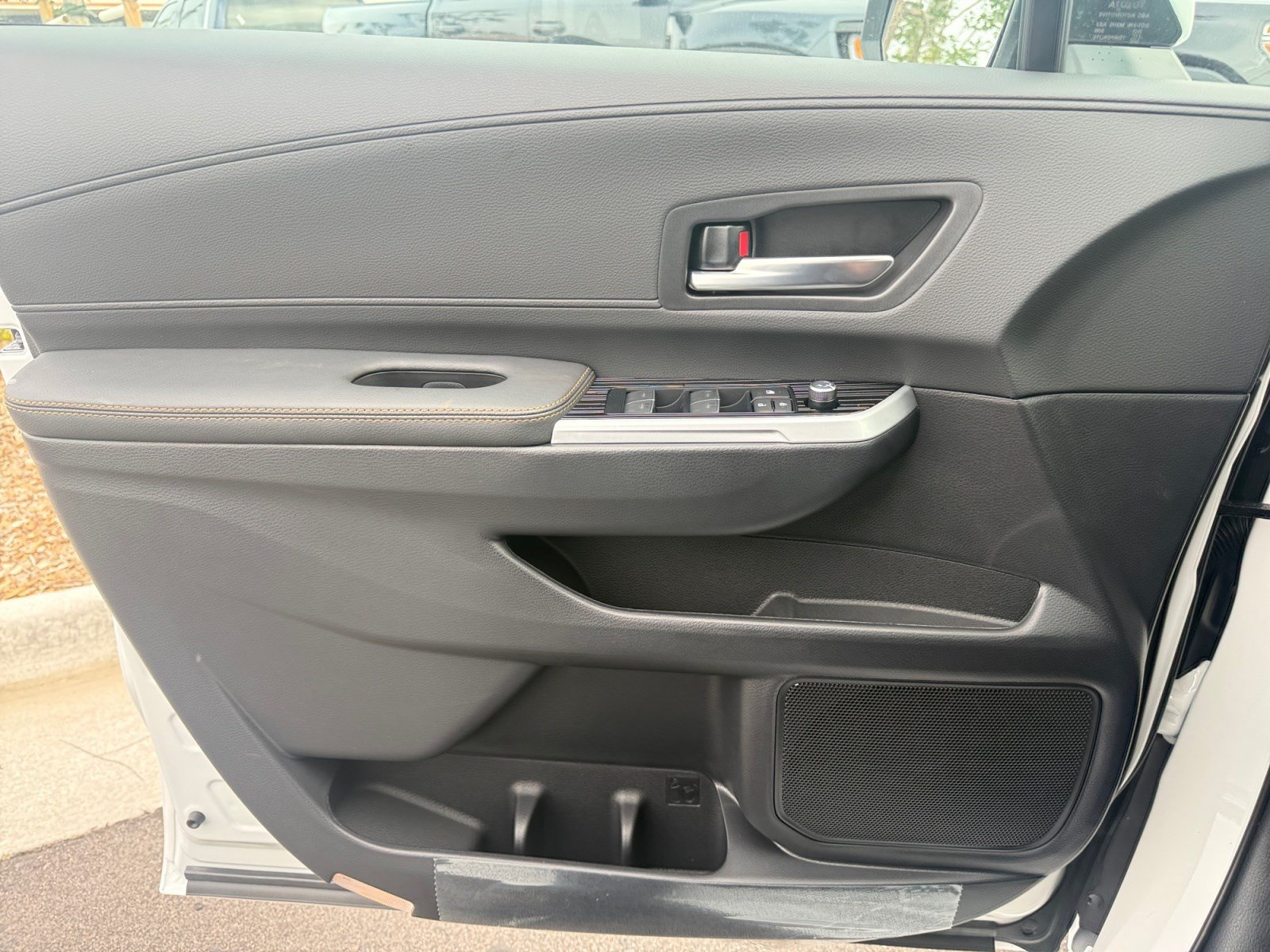 New 2026 Toyota Sienna XLE Woodland Edition AWD/4WD image 13
