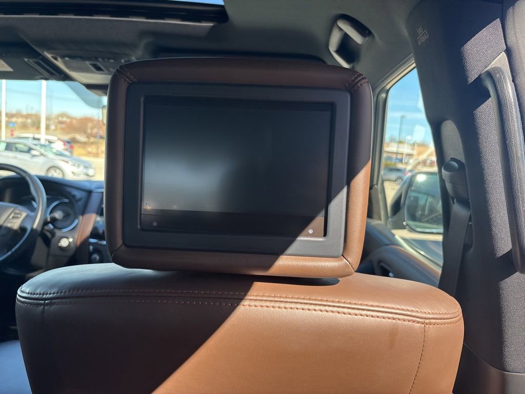Used 2020 Nissan Armada Platinum w/ Platinum Reserve Package image 37