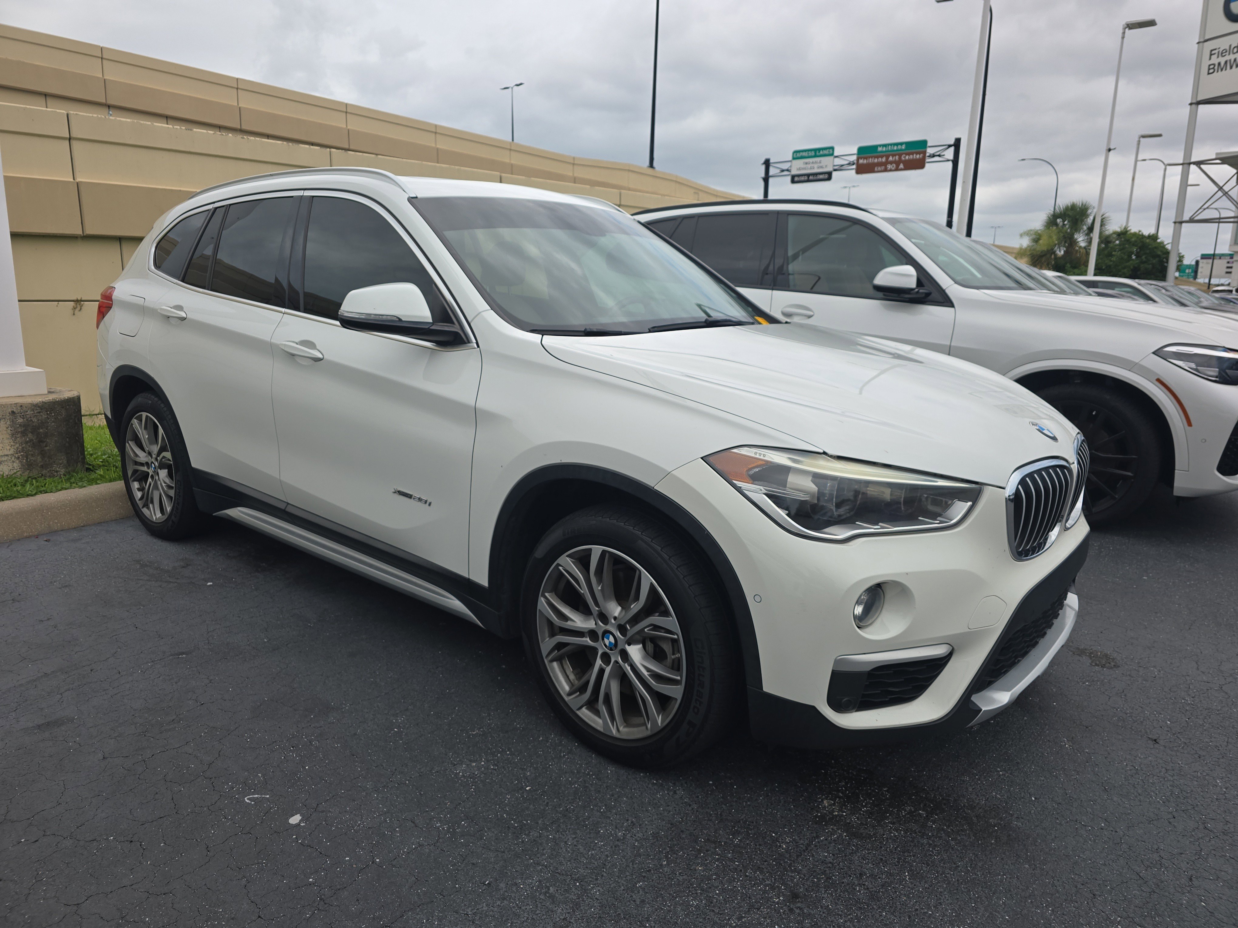 Used 2016 BMW X1 xDrive28i AWD/4WD image 1