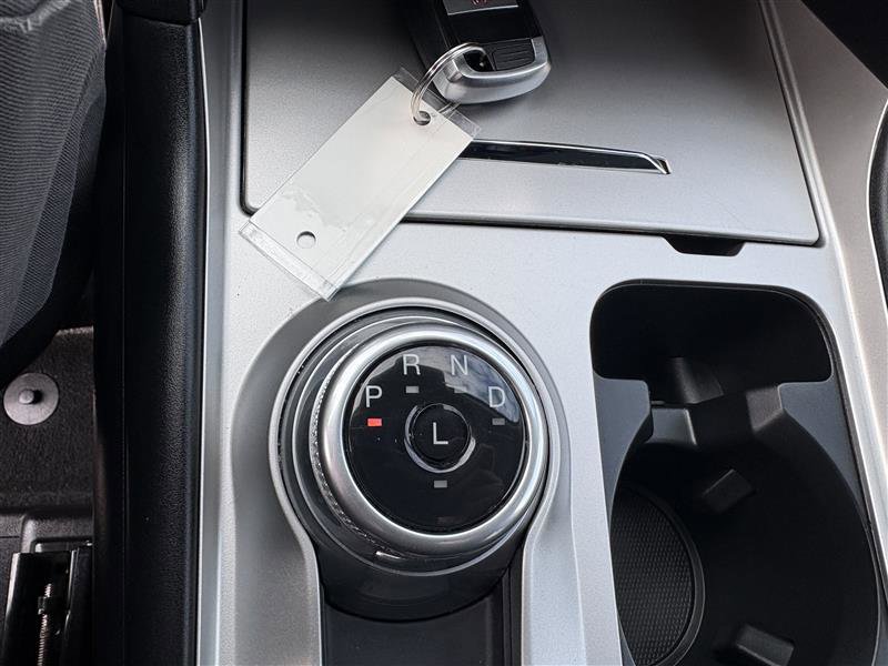 Used 2022 Ford Explorer XLT image 15