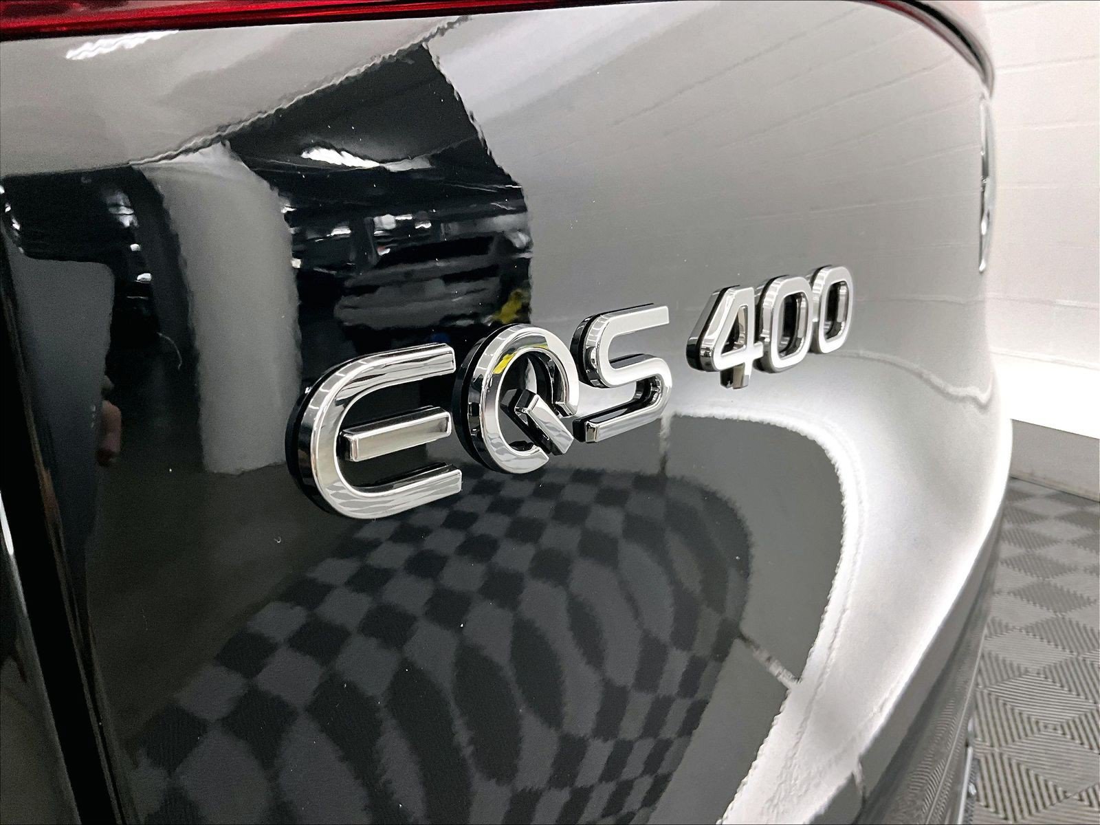 New 2026 Mercedes-Benz EQS 400 4MATIC SUV image 13
