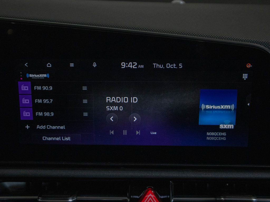 New 2023 Kia Niro Wave FWD image 9