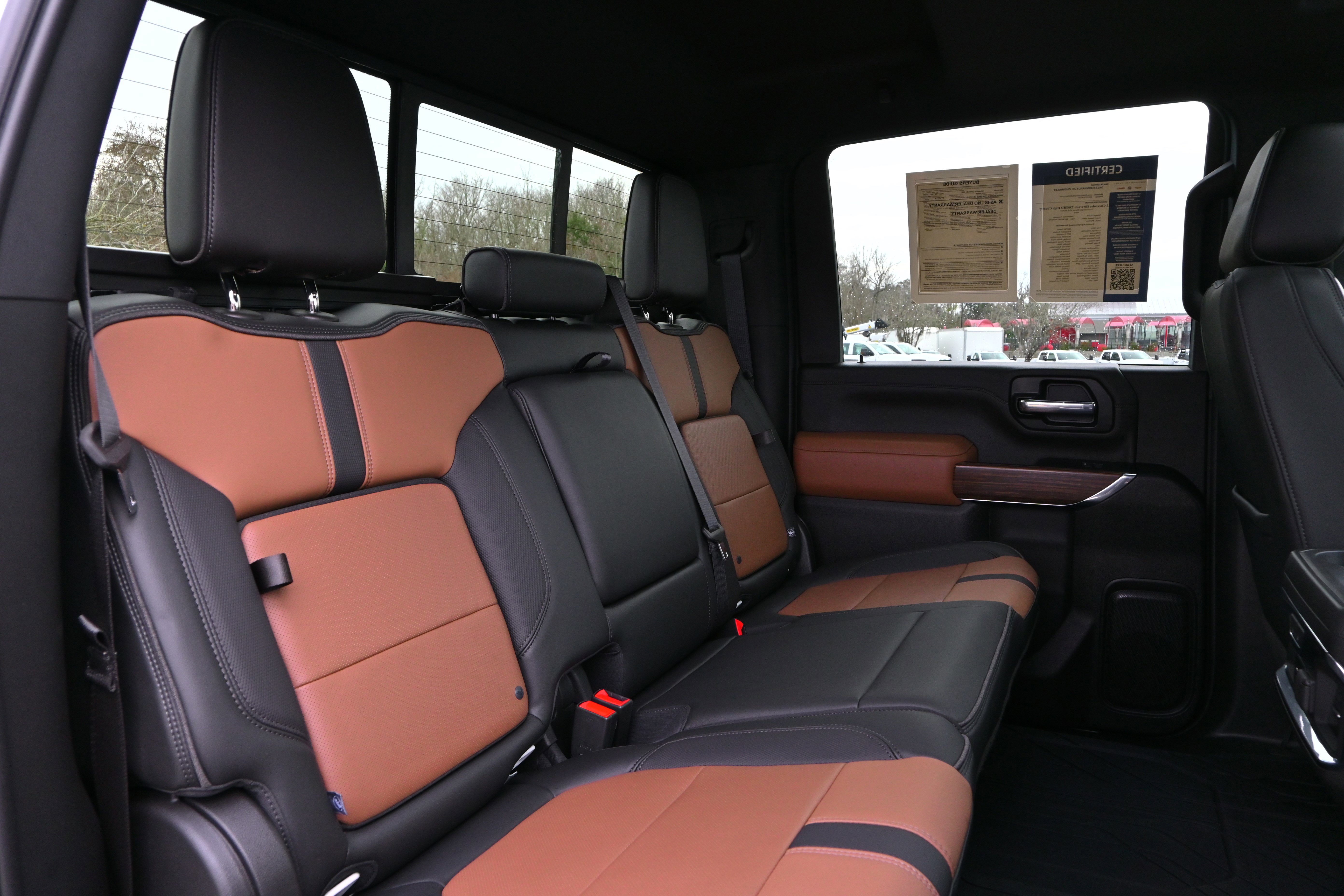 Used 2023 Chevrolet Silverado 2500 High Country w/ Z71 Off-Road Package image 12