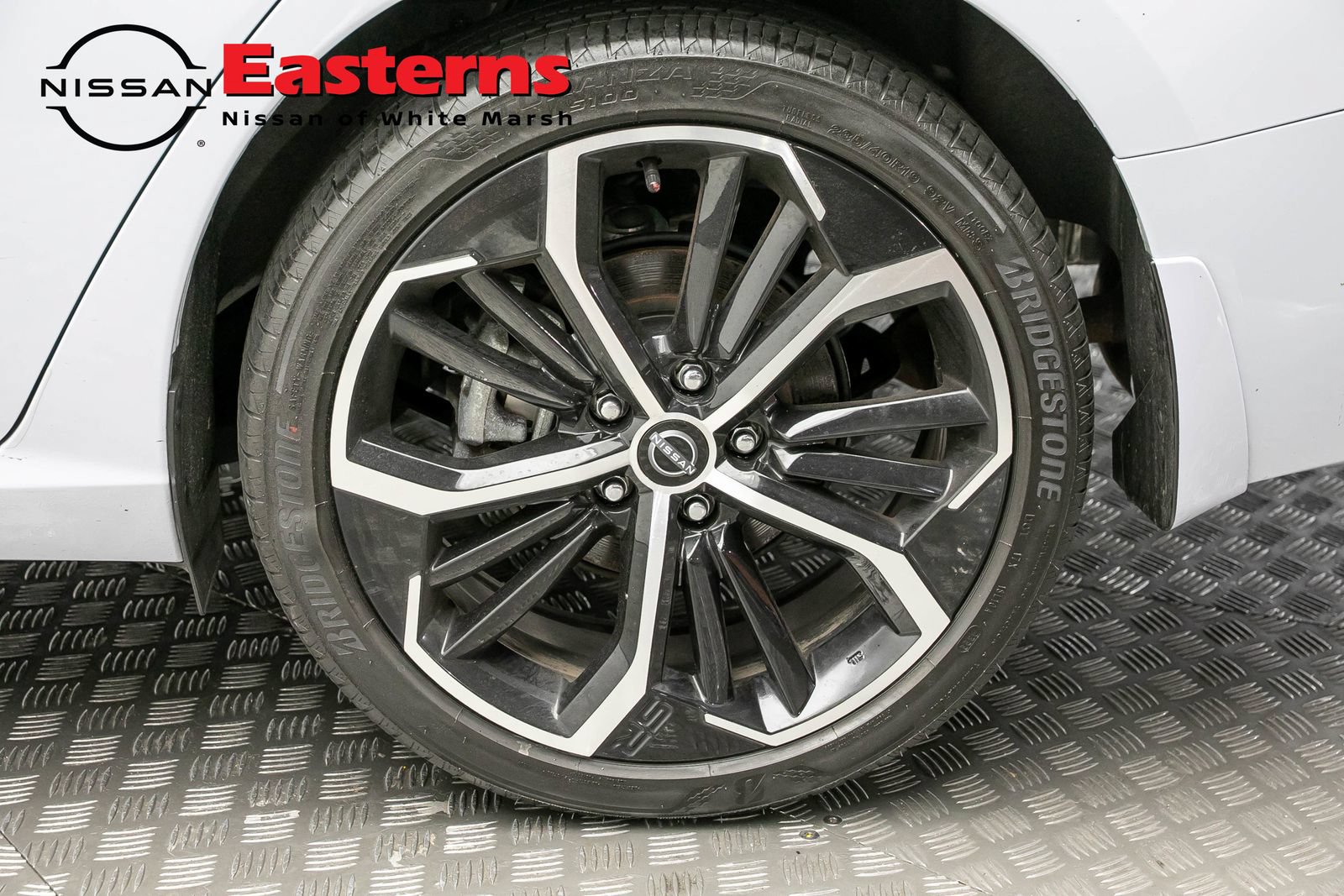 Used 2023 Nissan Altima 2.5 SR AWD/4WD image 7