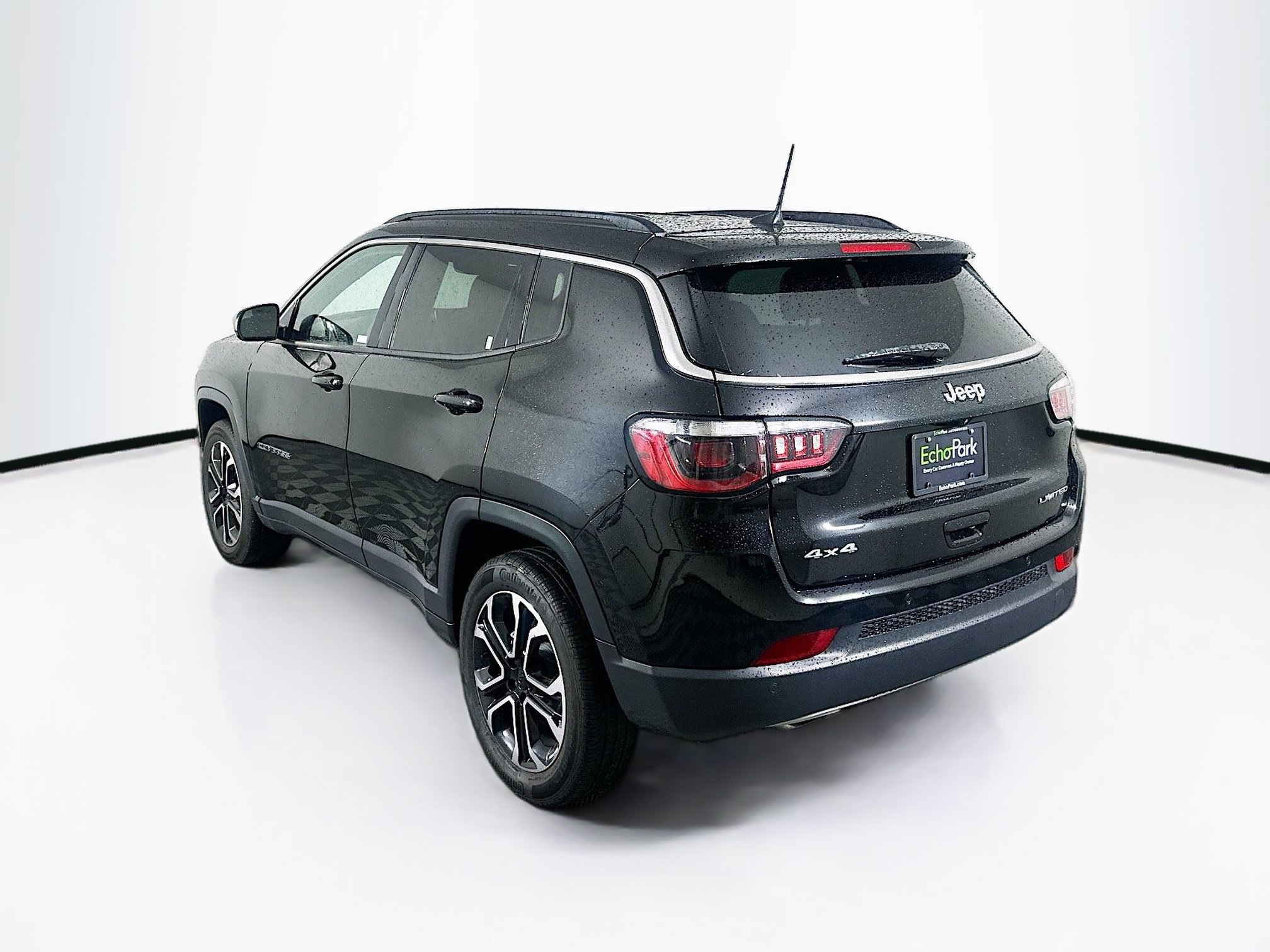 Used 2023 Jeep Compass Limited AWD/4WD image 5