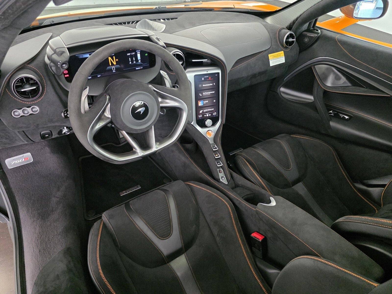 Used 2025 McLaren 750S RWD image 7