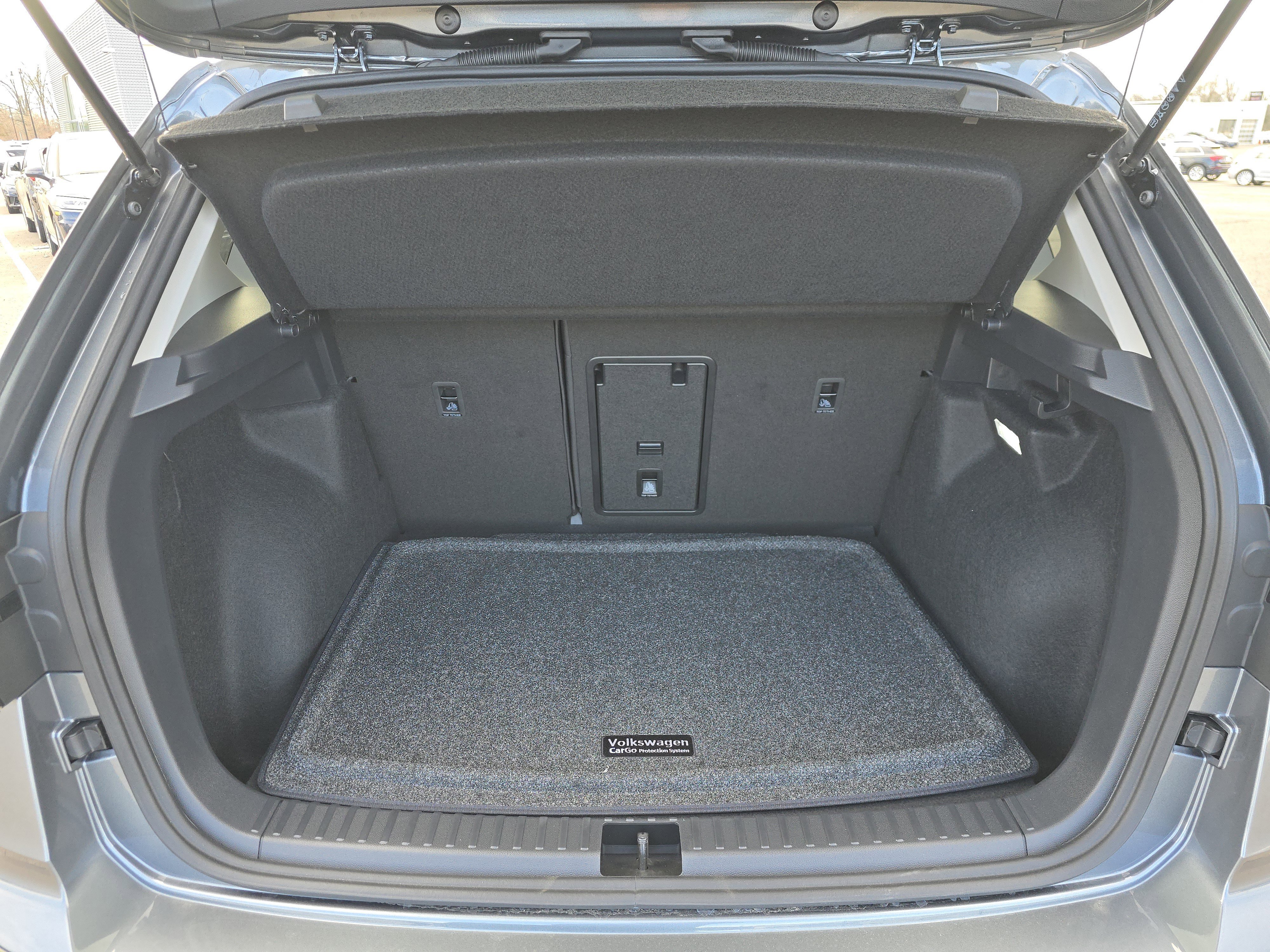 New 2026 Volkswagen Taos SEL image 17