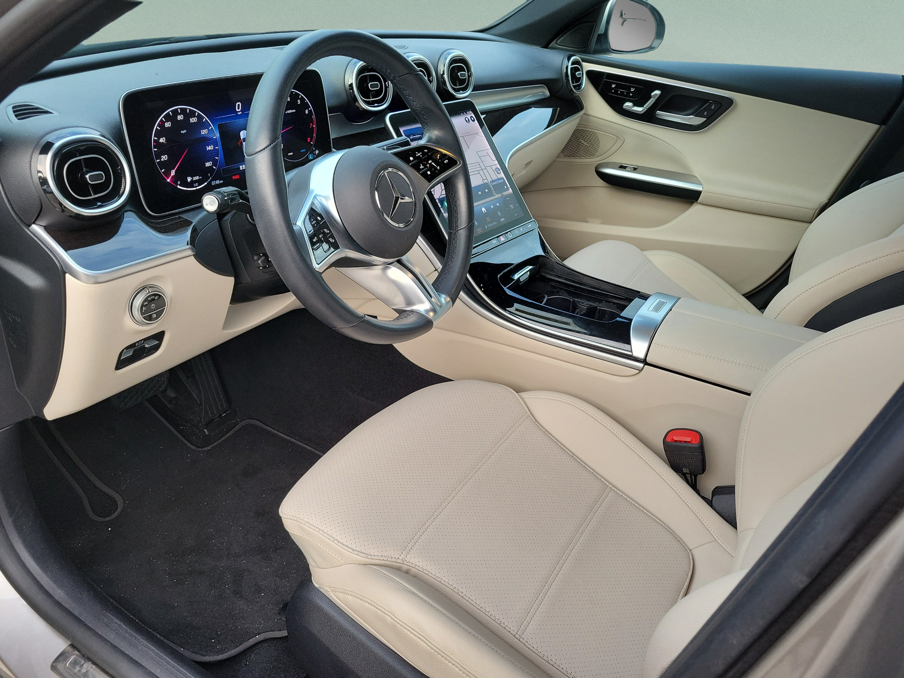 Used 2023 Mercedes-Benz C 300 Sedan image 14