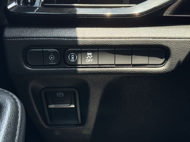 Used 2025 Acura MDX FWD image 22