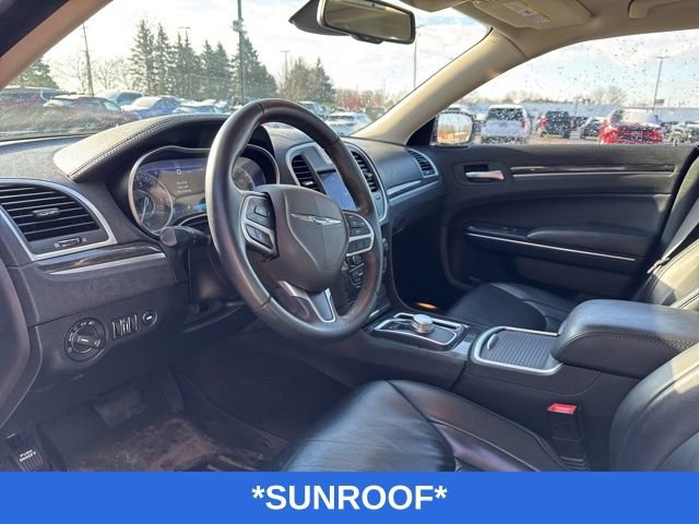 Used 2017 Chrysler 300 Limited w/ Value Package image 7