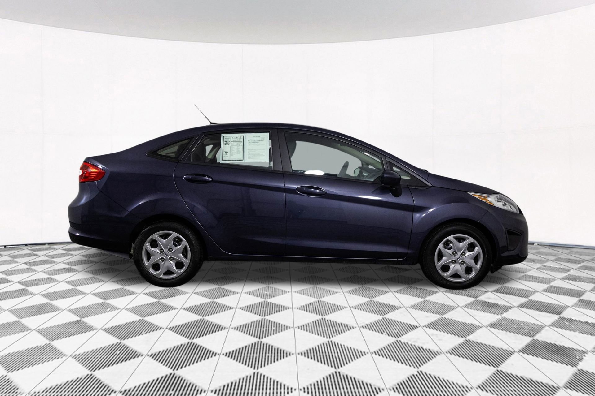 Used 2012 Ford Fiesta SE FWD image 16