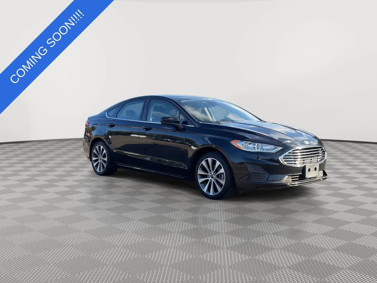 Used 2019 Ford Fusion SE AWD/4WD image 2