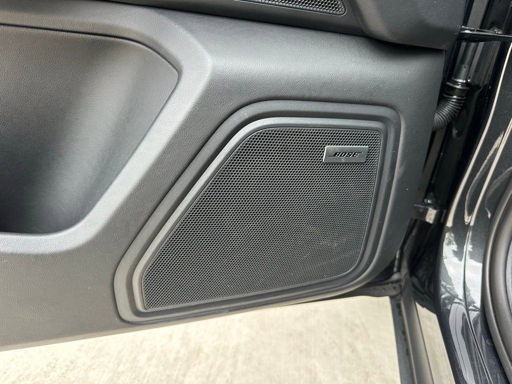 Certified 2025 Porsche Macan image 22