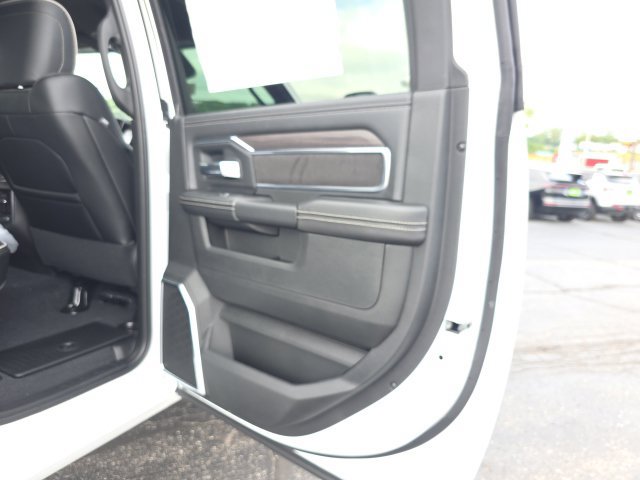 New 2026 RAM 2500 Laramie w/ Night Edition AWD/4WD image 34