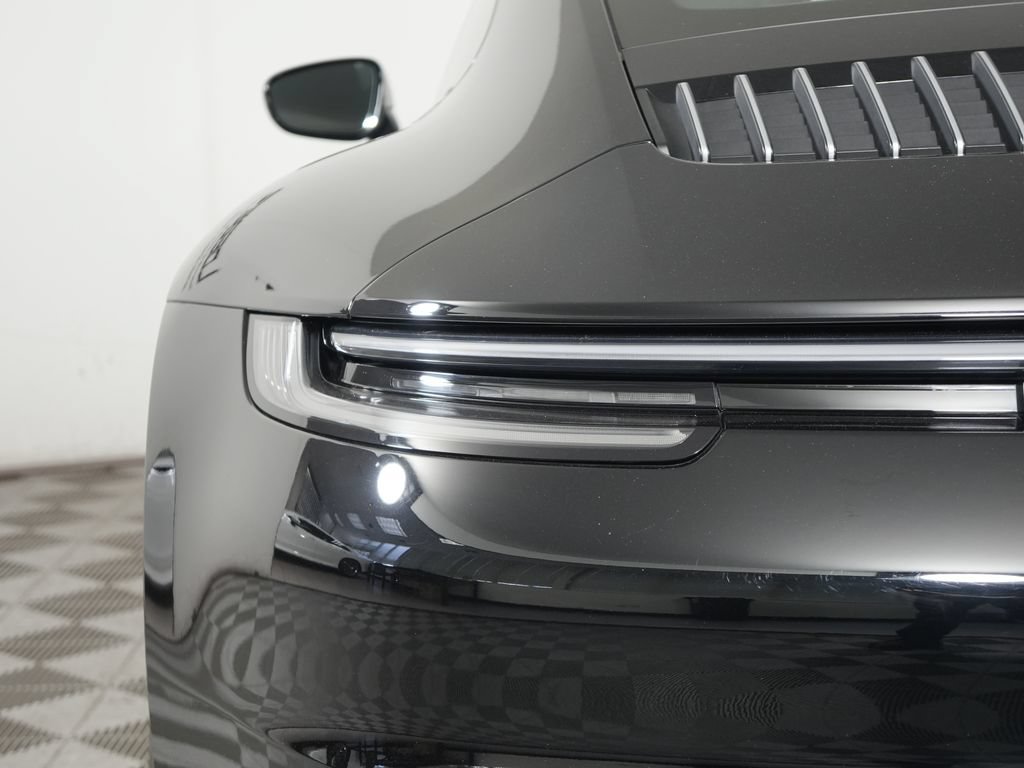 Certified 2024 Porsche 911 Carrera 4 AWD/4WD image 13