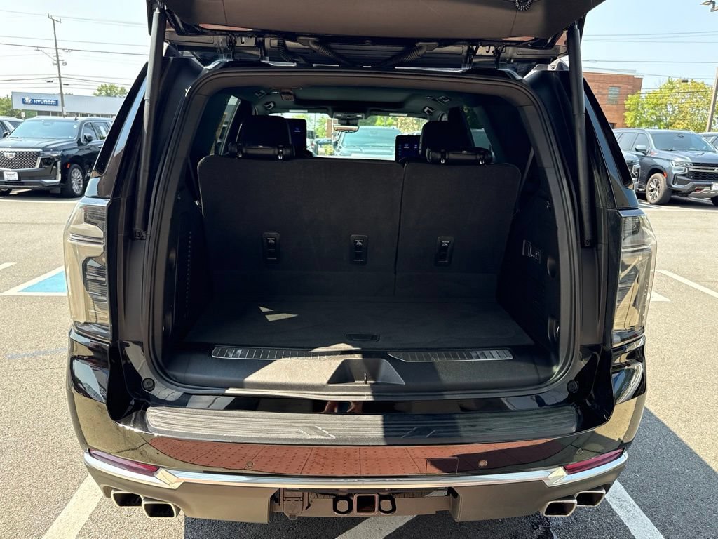 Used 2025 Chevrolet Tahoe High Country AWD/4WD image 63