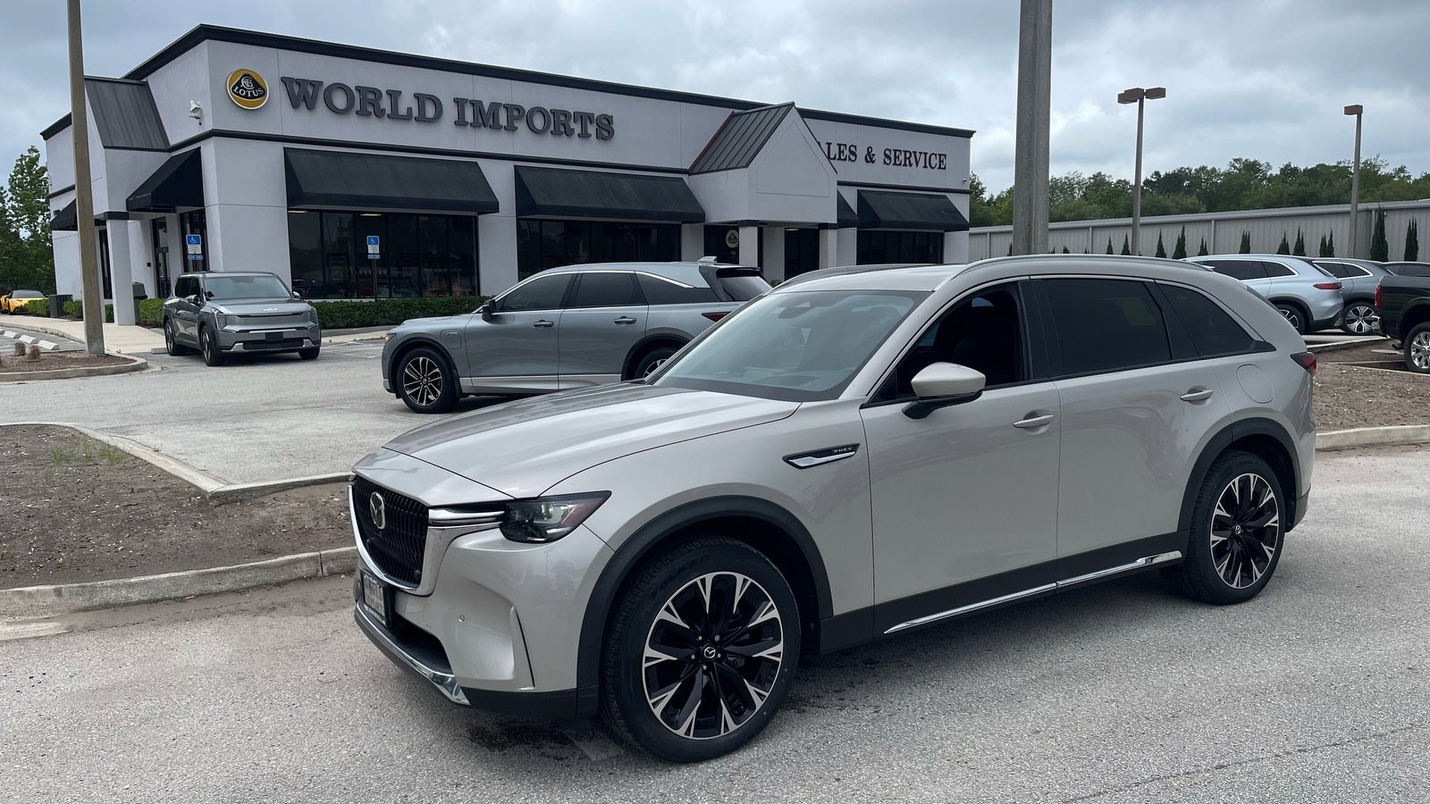 Used 2024 MAZDA CX-90 Plug-In Hybrid w/ Premium Plus AWD/4WD image 54