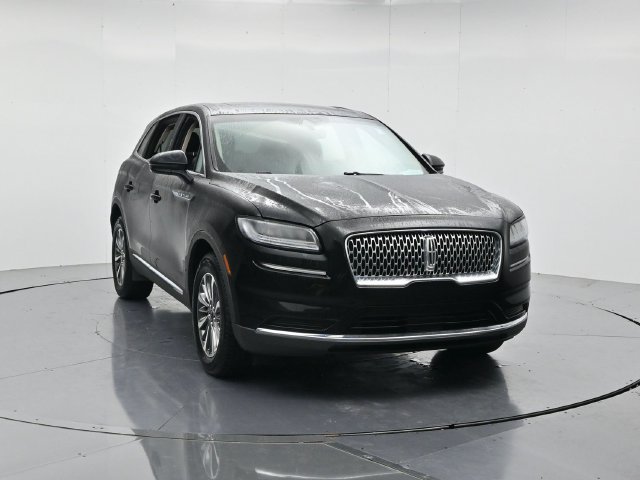 Used 2023 Lincoln Nautilus Reserve FWD image 4