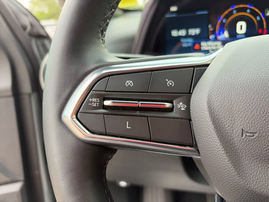Used 2025 Chevrolet Equinox LT FWD image 26