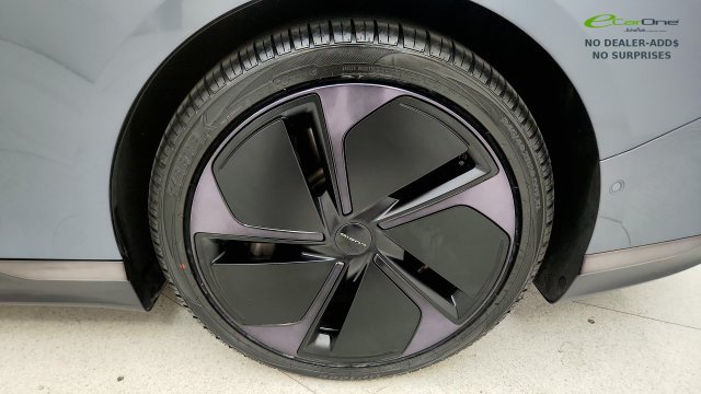 Used 2025 Lucid Air Pure RWD image 83