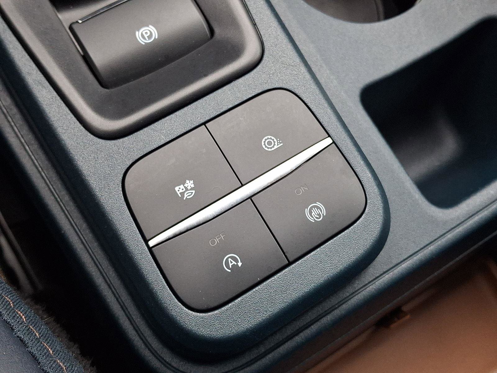 Used 2024 Ford Maverick Lariat w/ 4K Tow Package image 39