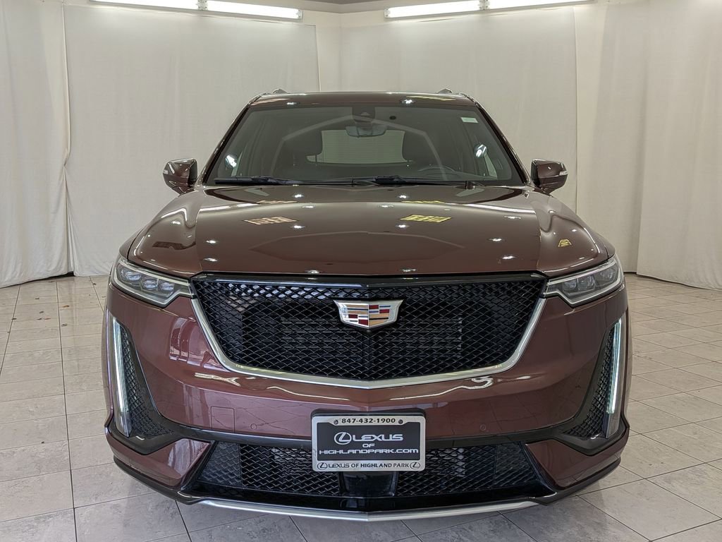 Used 2023 Cadillac XT6 Sport w/ Technology Package image 3