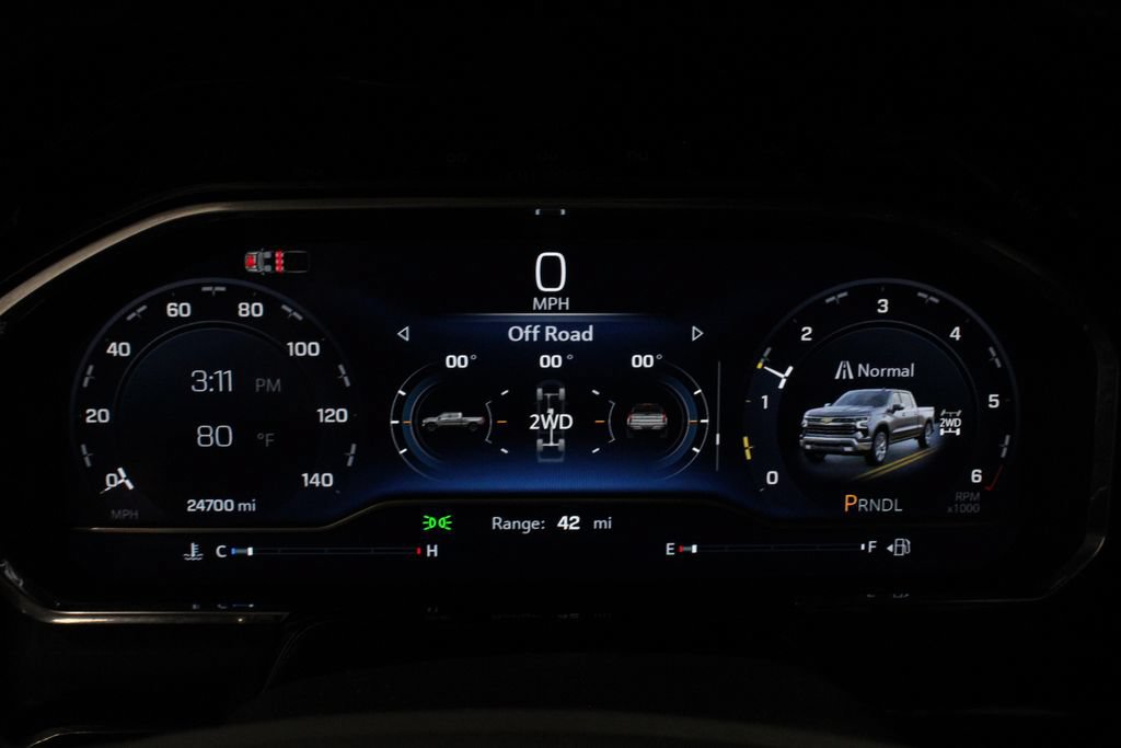 Used 2024 Chevrolet Silverado 1500 LT AWD/4WD image 27