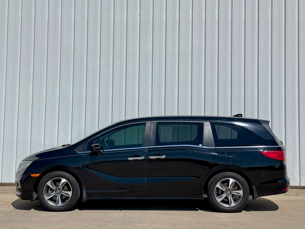 Used 2018 Honda Odyssey Touring image 3
