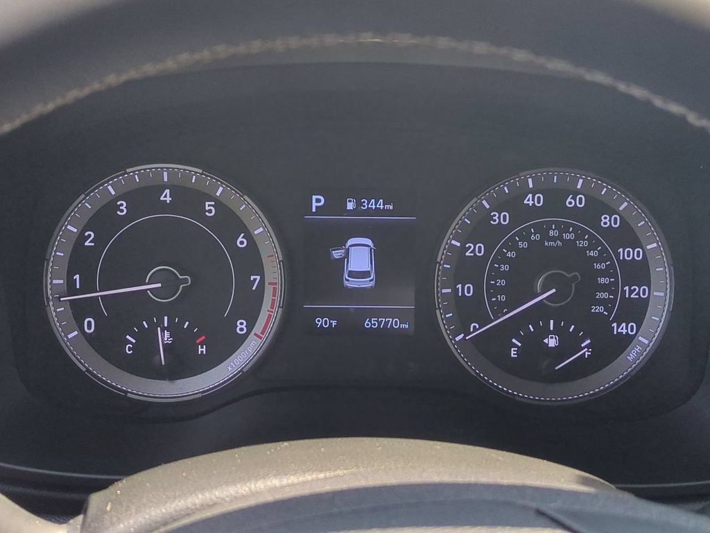 Certified 2022 Hyundai Venue SEL w/ Cargo Package FWD image 16
