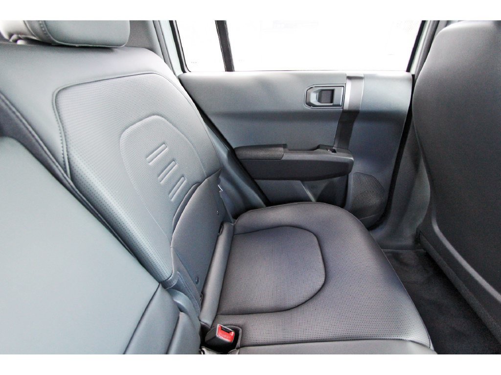 New 2027 Kia EV3 Wind FWD image 10