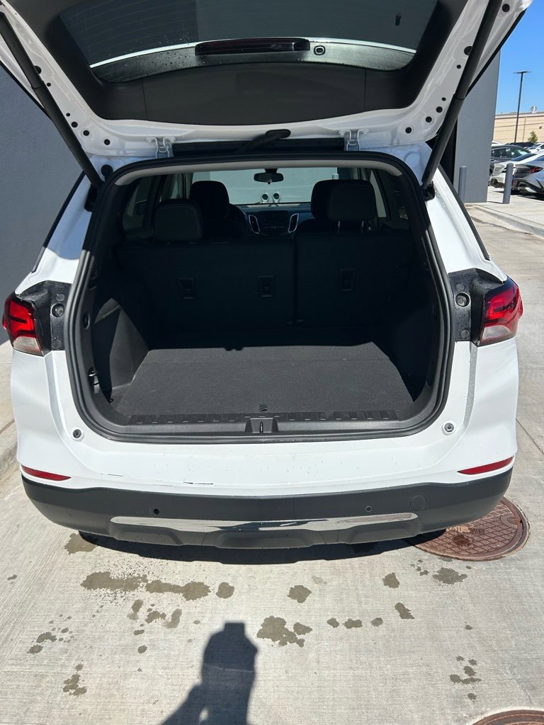 Used 2024 Chevrolet Equinox LT image 14