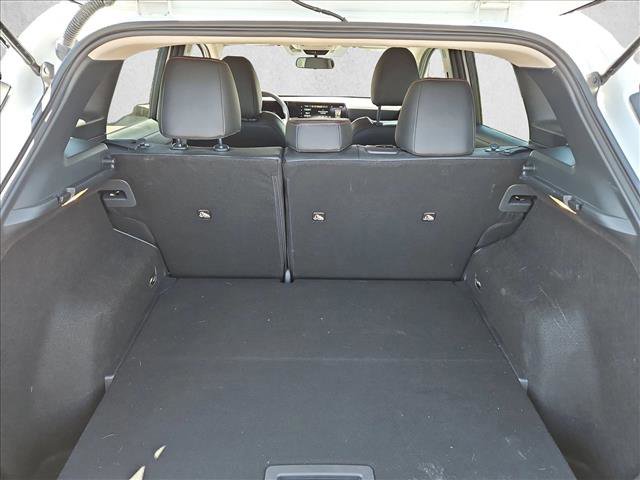 Certified 2025 Nissan Kicks SR FWD image 6