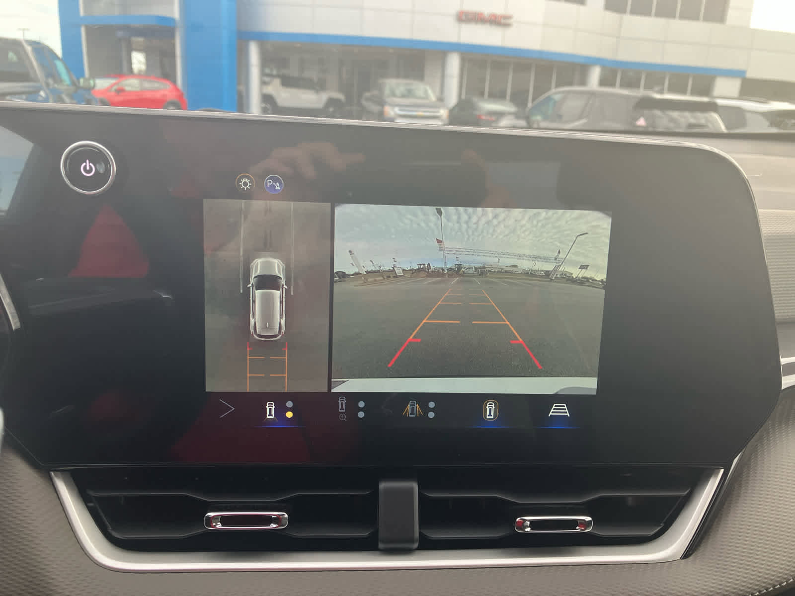 New 2026 Chevrolet Equinox LT w/ Convenience Package II image 27