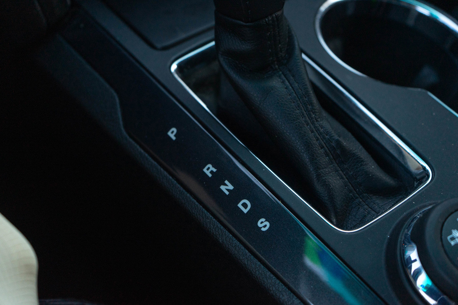 Used 2017 Ford Explorer XLT w/ Equipment Group 202A image 17