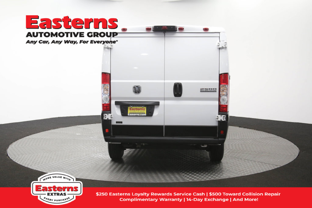 Used 2025 RAM ProMaster 2500 w/ Convenience Group FWD image 39