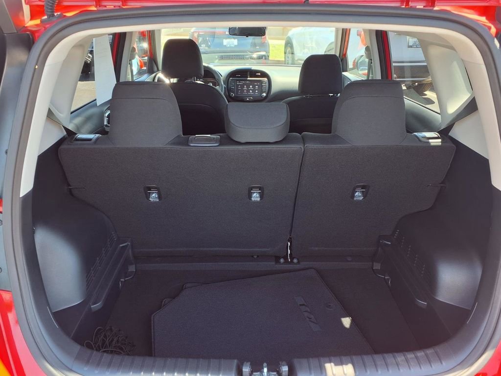 Used 2023 Kia Soul LX FWD image 26